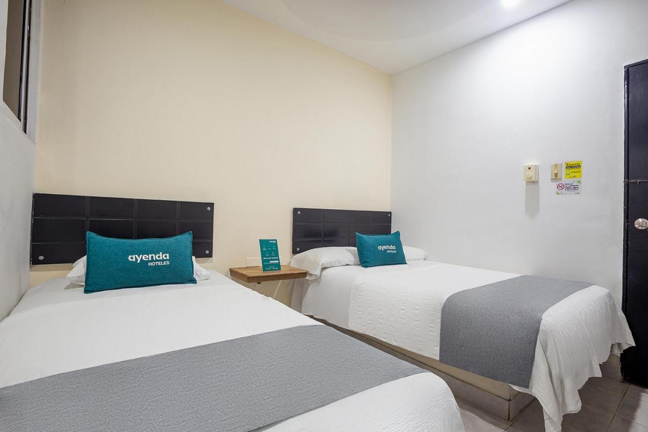 Ayenda Hotel Alejandria มอนเตริอา ภายนอก รูปภาพ